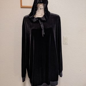 Cute and comfy velor tunic - maternity